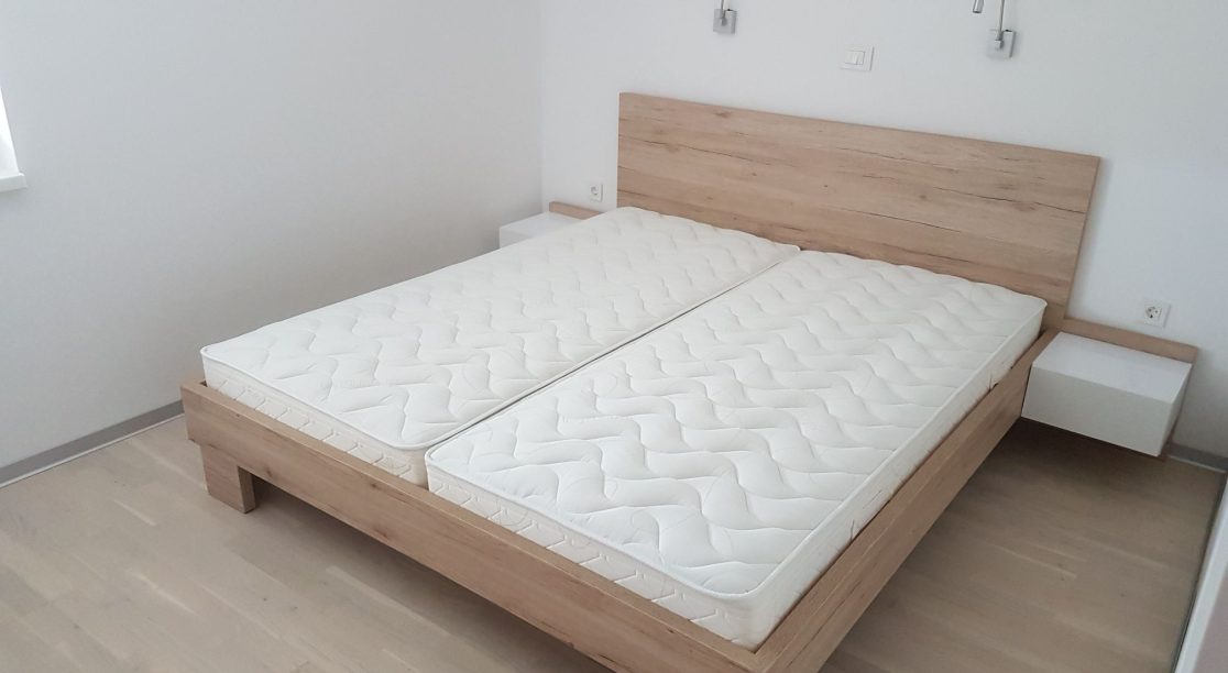 apartman_ugljan8_spavaca_soba_2016x1512